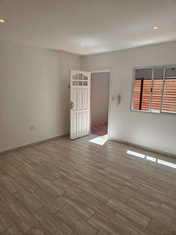 PH 2 ambientes en venta al Contrafrente