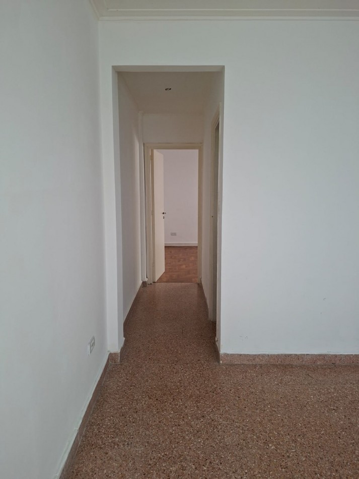 Departamento Dos Ambientes con Cochera
