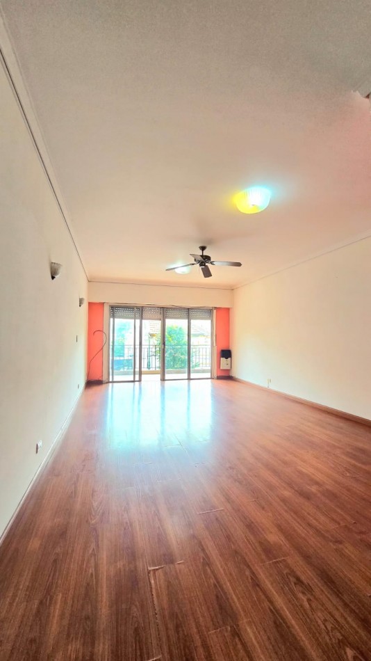 Semipiso 4 ambientes en Venta en La Perla